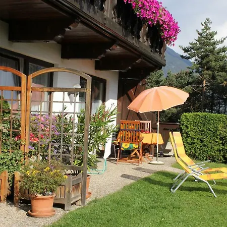Gaestehaus Friedl Imst Exterior photo